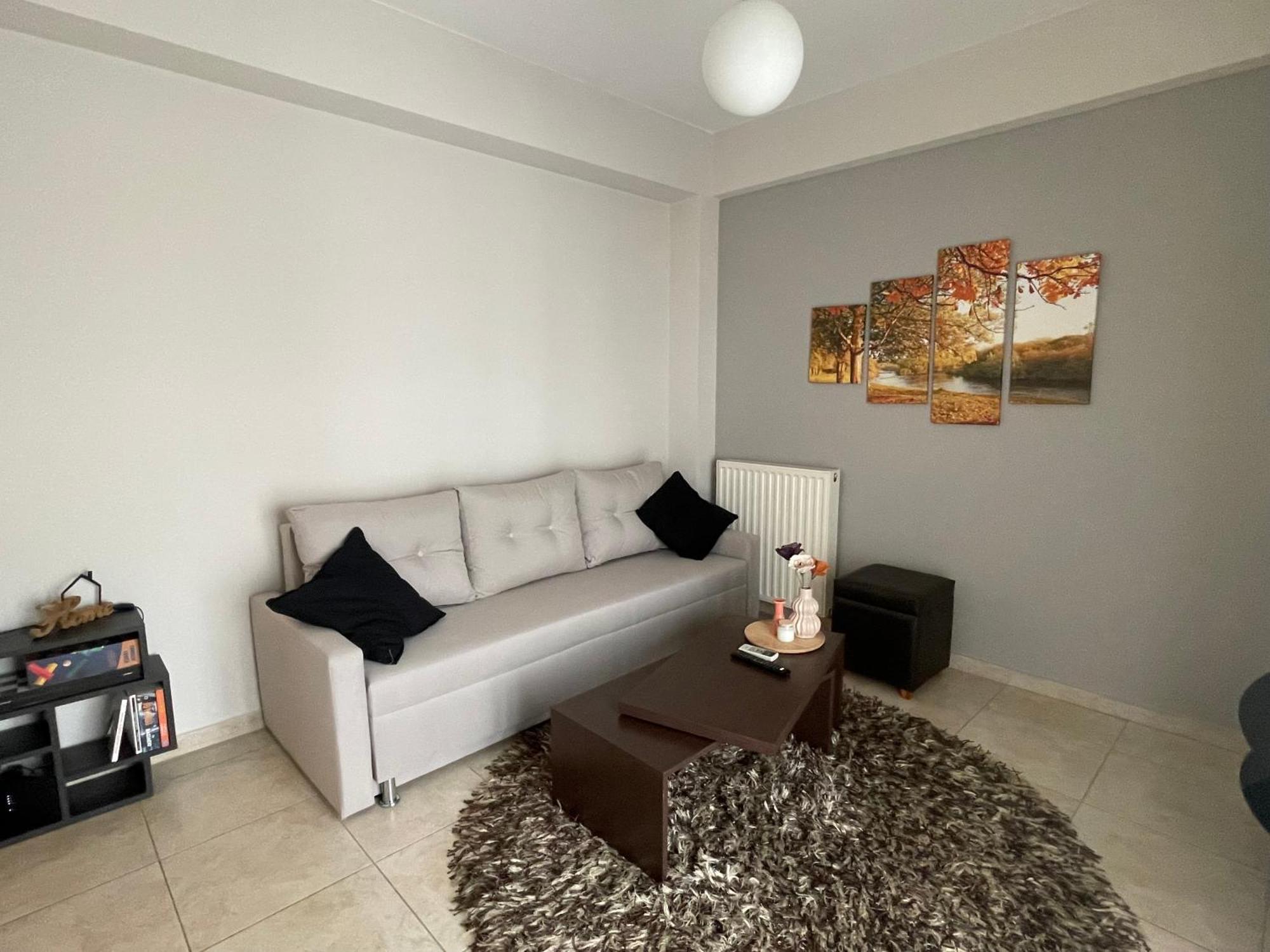 Central Comfy Home كالاماتا المظهر الخارجي الصورة